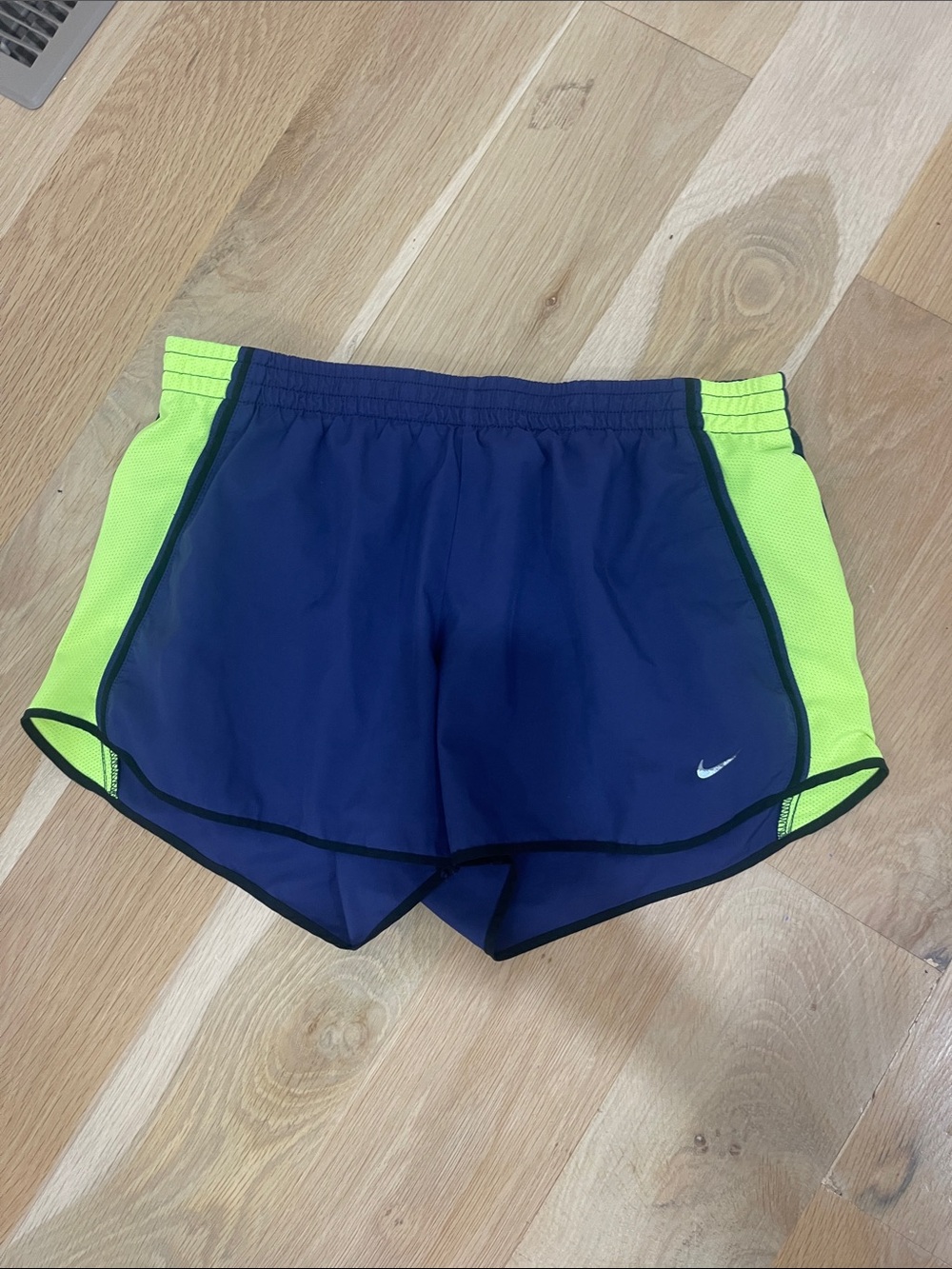 Nike Women's Navy and Neon Yellow Running Shorts